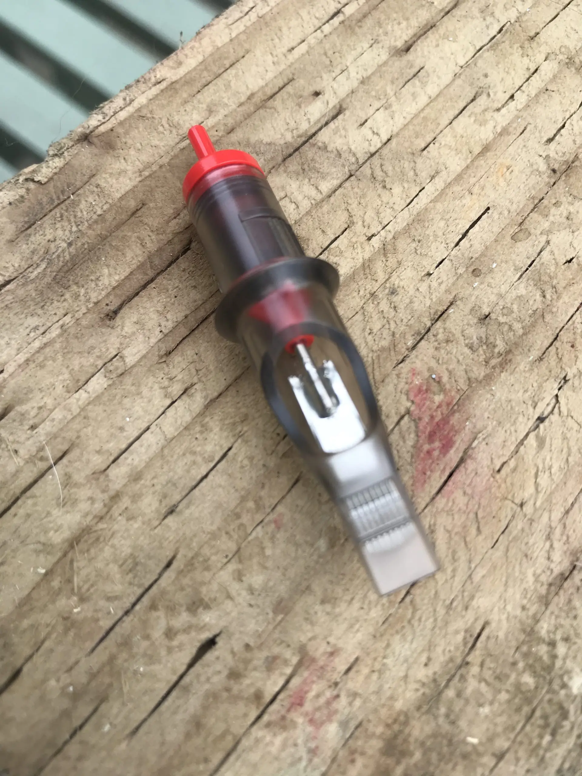 Soft edge magnum